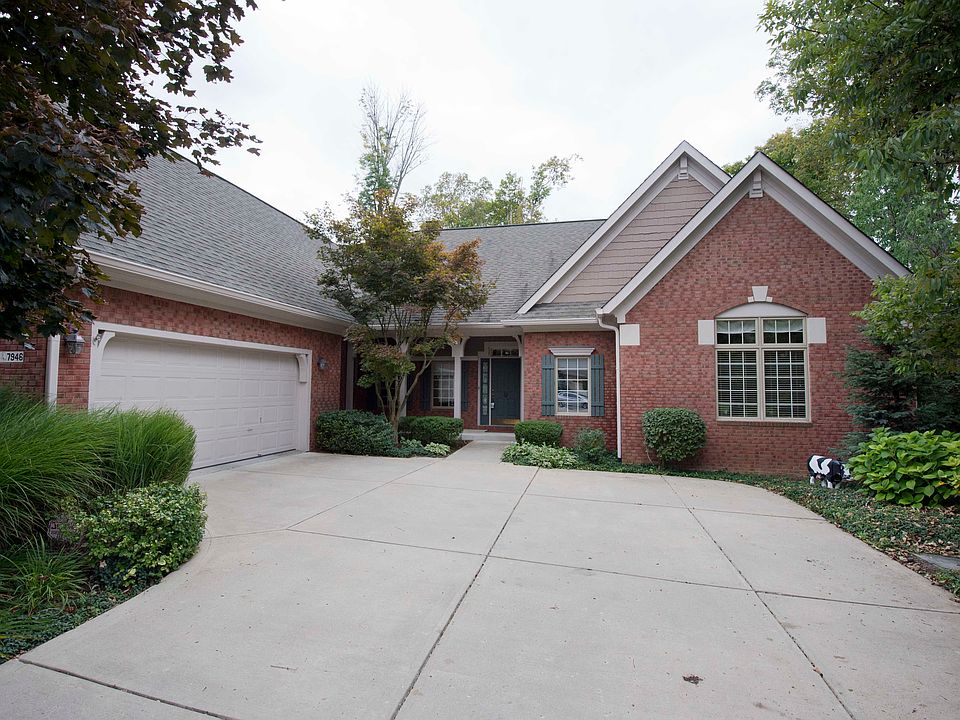 1st image of 7946 Oakhaven Pl