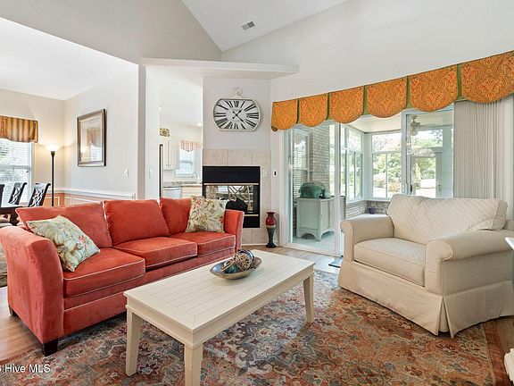 4th image of 122 N Shore Drive
