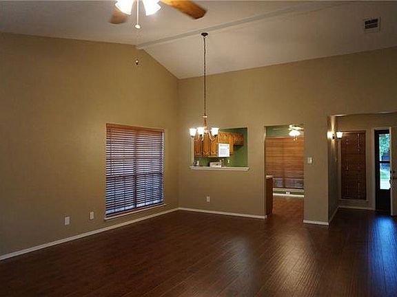 2nd image of 4108 Driscoll Dr