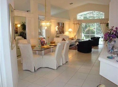 4th image of 3932 Summer Chase Ct