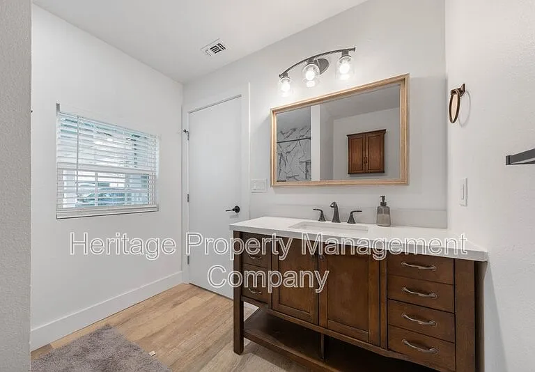 784 Hill Top Dr — Photo 24