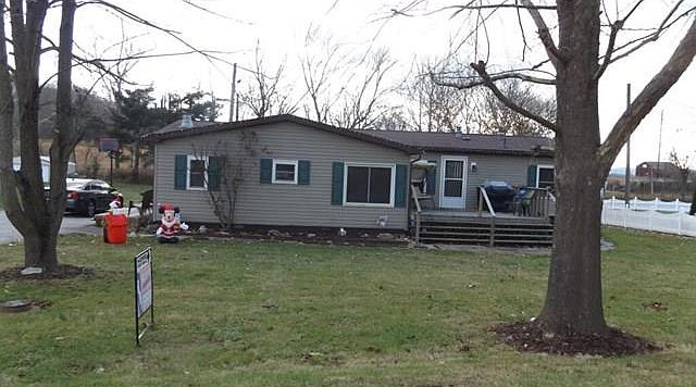 1st image of 42 Kentucky Dr