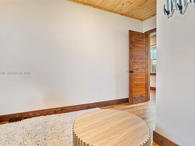 235 Tavernier Dr — Photo 24