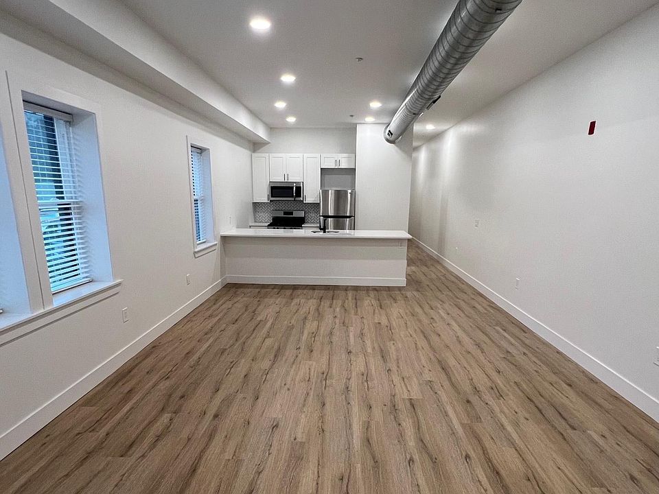 1st image of 1500 Dickinson St #1