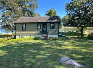 229 Earle Dr, North Kingstown, RI 02852