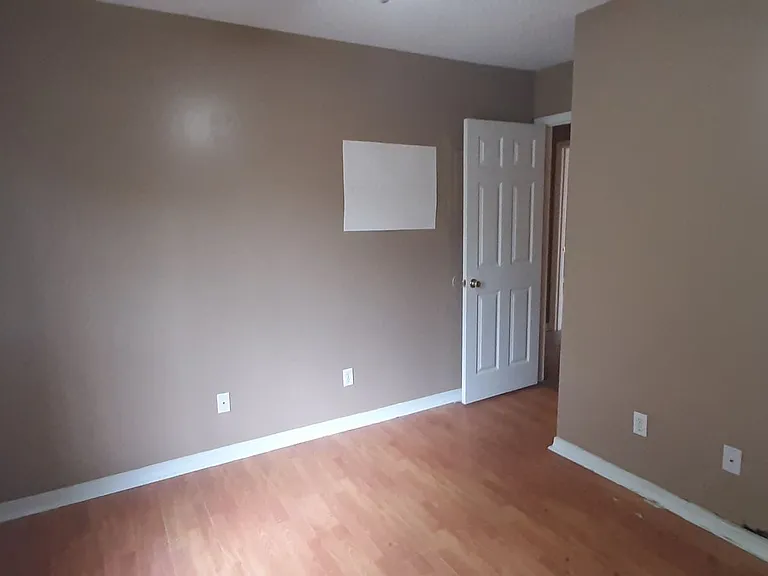 304 Ray St — Photo 7