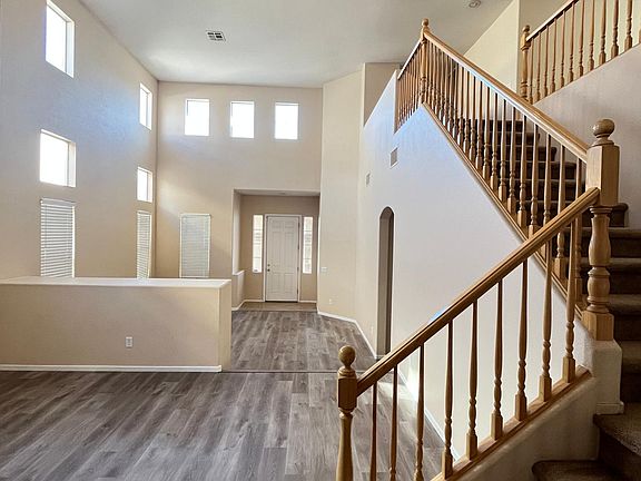 Dining Rm & Living Rm -1