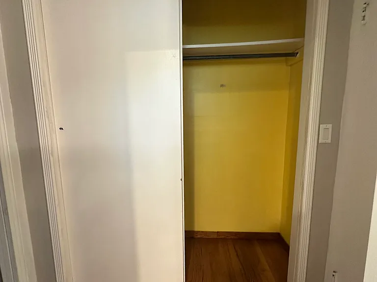 483 E Daleville Ave — Photo 15