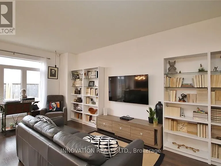 527 Rioja St — Photo 16