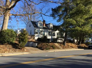 3525 Nimitz Rd, Kensington, MD 20895