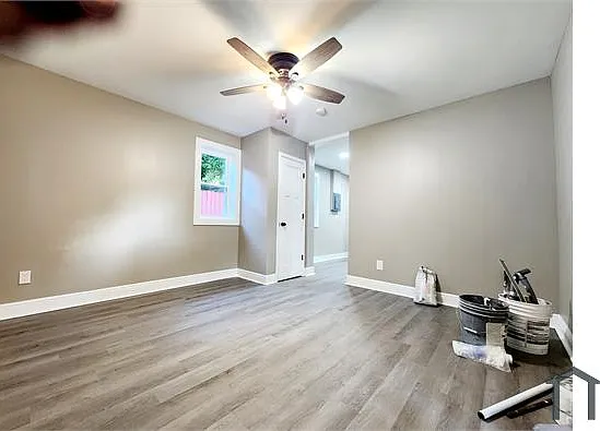 1 bed, 400 sqft, $875 — Photo 2