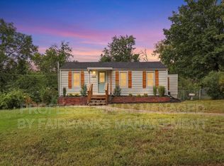 5224 England St, Merriam, KS 66203