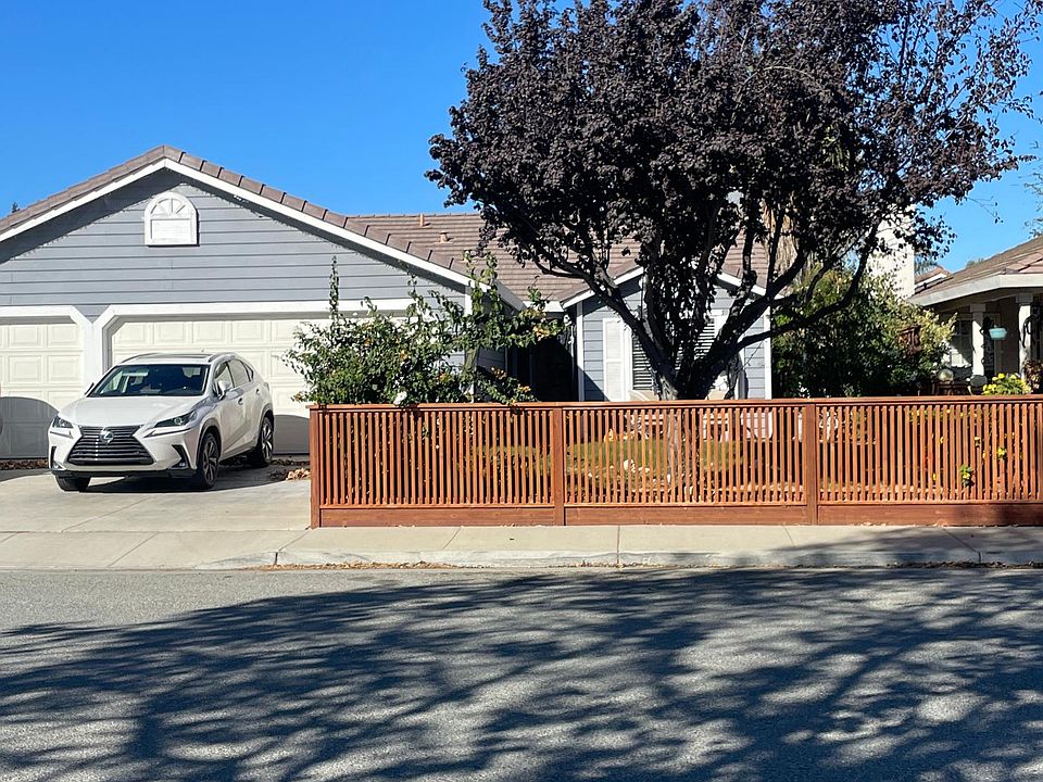 1st image of 710 Monte Carlo Dr