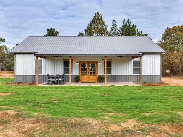 207 Bonnett Rd, Williston, SC 29853