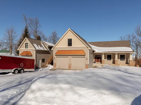 2056 W View Ln NW, Walker, MN 56484