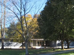 198-3 Mile Creek Rd, Rosiclare, IL 62982