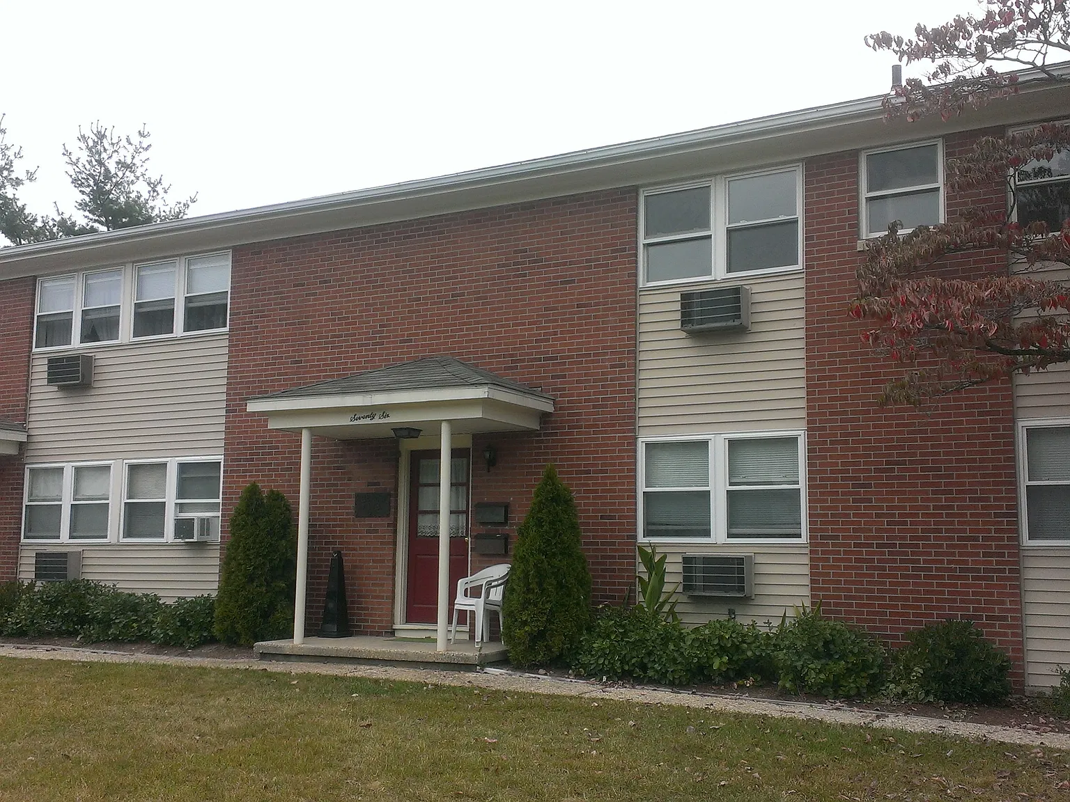 2 bed, 1200 sqft, $2,550 — Photo 1