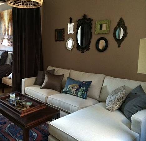 2nd image of 13 Carmine St APT 13