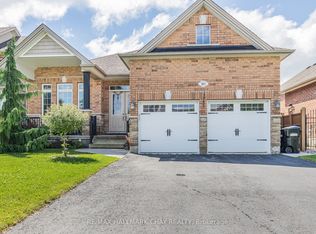 1033 Wesley St, Innisfil, ON L9S 4X1