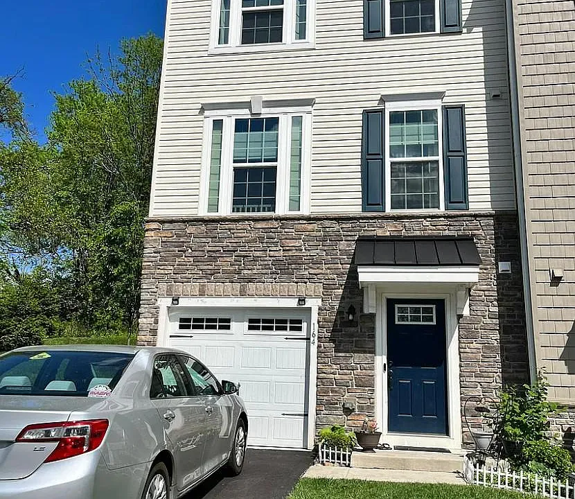 164 Mulberry Dr