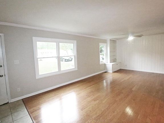 3rd image of 261 McKinney Blvd