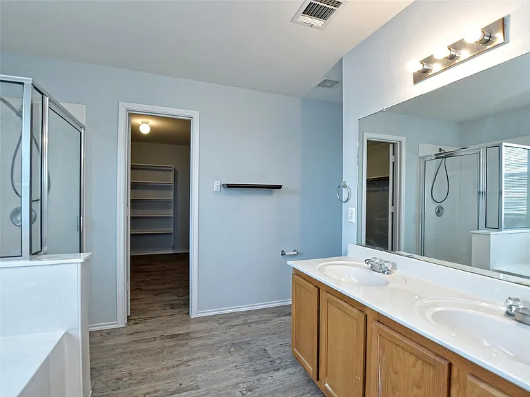 303 Banner Ave — Photo 22