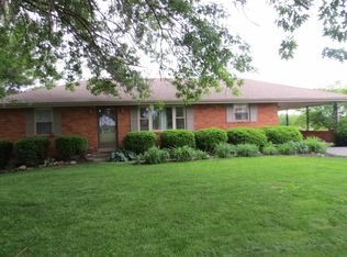 141 Green Acres Rd, Mount Sterling, KY 40353