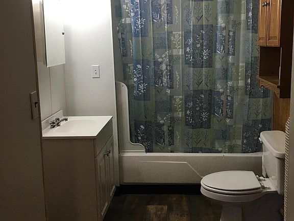 New remodeled bathroom!!