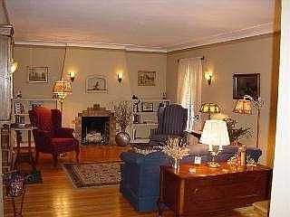 2nd image of 3743 Elmhurst Rd