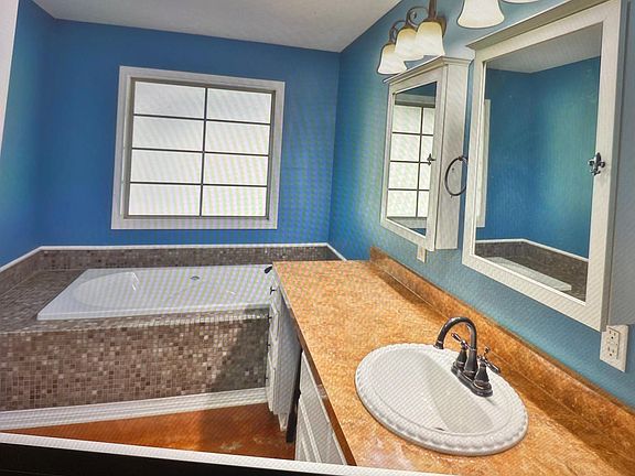 5th image of 133 Kenny Ln