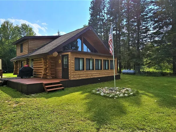 17271 E Pine Dr NW, Angle Inlet, MN 56711