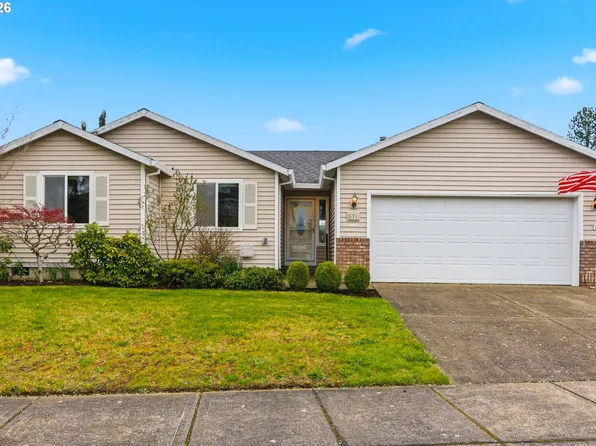 671 Mary Dr, Molalla, OR 97038