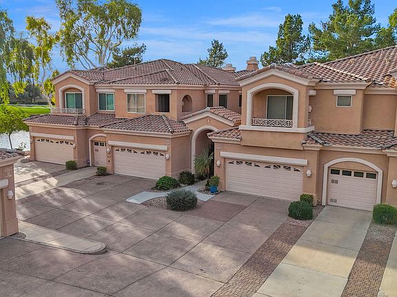 2nd image of 3800 S CANTABRIA Circle #1004