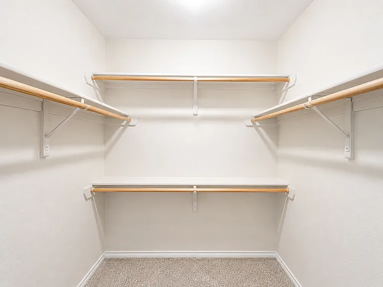 5406 Boot Scootin Ct — Photo 27