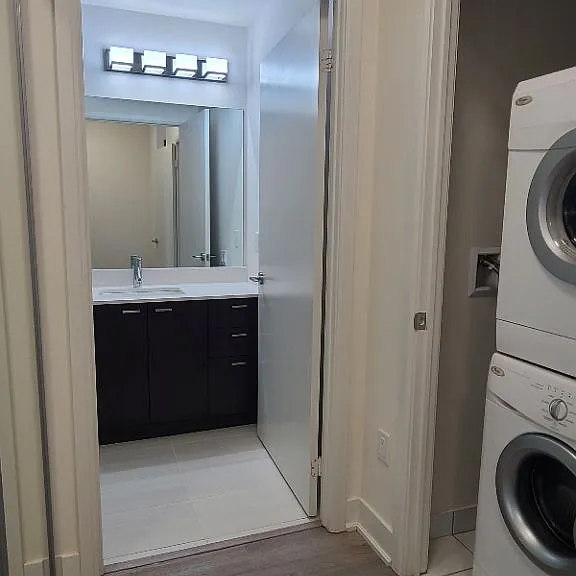 30 Roehampton Ave #2907 — Photo 14