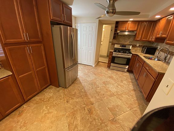 4th image of 113 Milton Ave #1