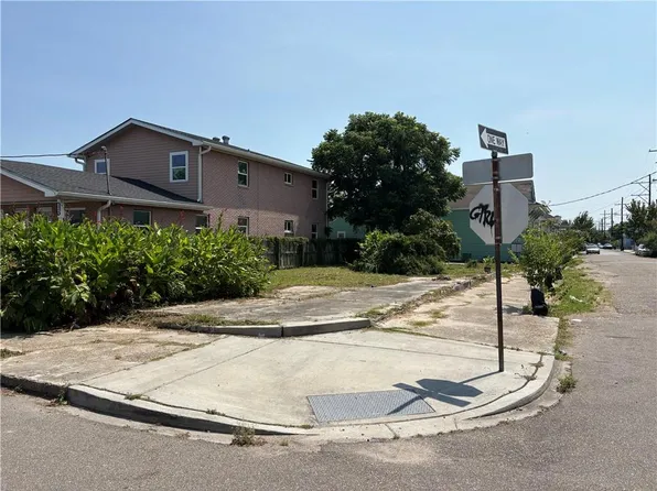 1345 Annette St, New Orleans, LA 70116