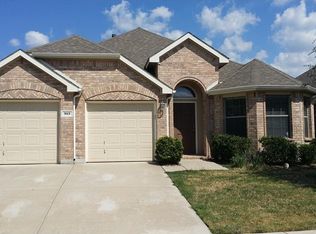 913 Lake Worth Trl, Little Elm, TX 75068