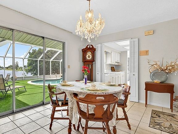 4th image of 406 Leeland Heights Blvd E