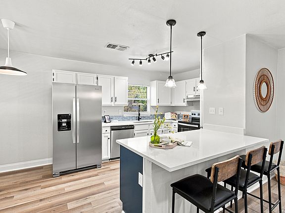 4th image of 7114 CLIPPER RIDGE DR