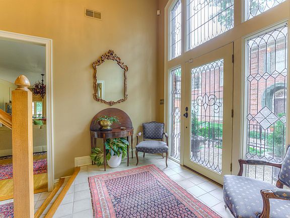 3rd image of 253 Windover Grove Dr