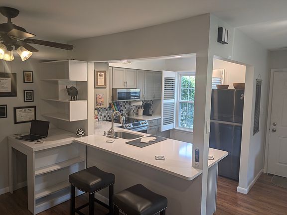 Eat-in kitchen counter with USB's in the column!