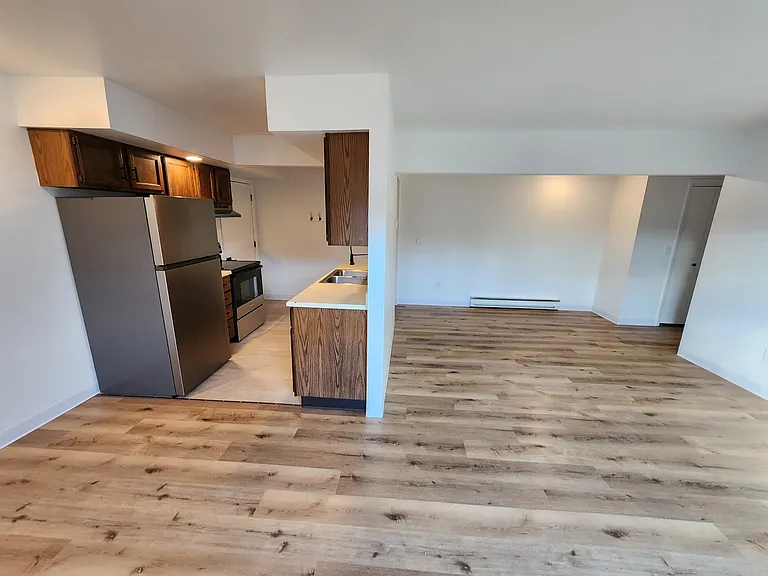 400 Fairbanks St #2C — Photo 3