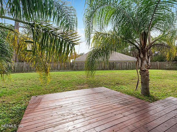 3rd image of 499 DEL MONTE Drive