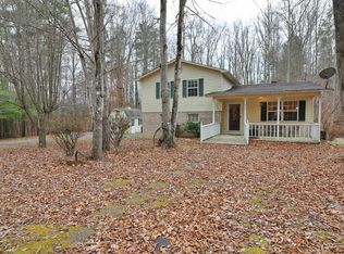 558 Hc Smith Dr, Oneida, TN 37841