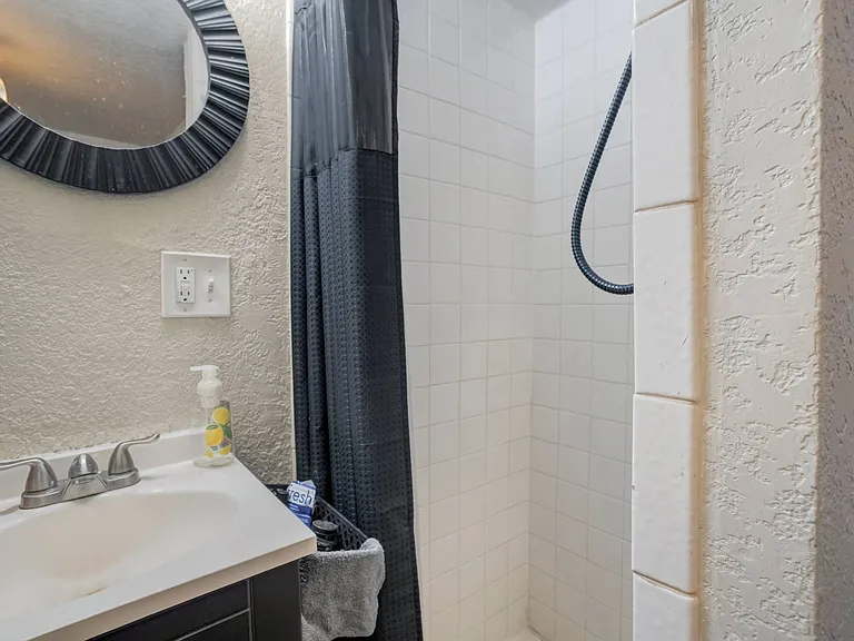 542 W Boulder St — Photo 19
