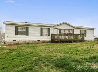 3 Star Flower Rd, Alexander, NC 28701