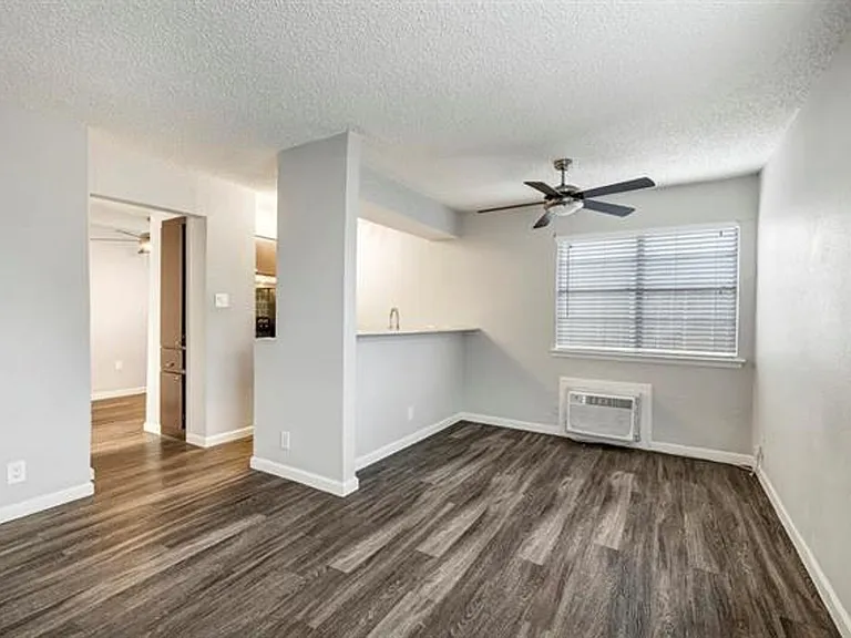 4314 Gillis St — Photo 19