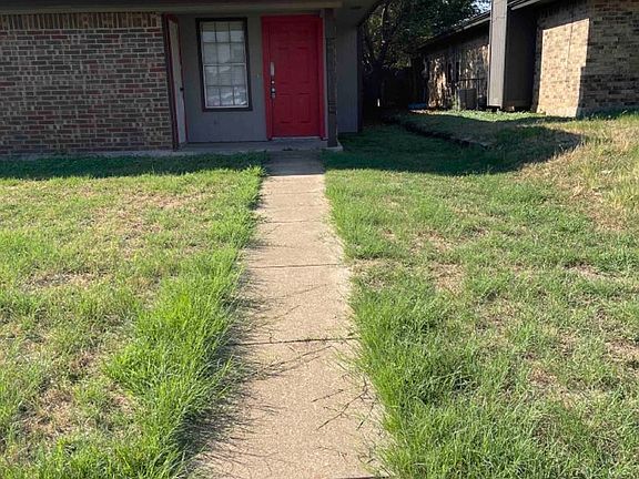 2nd image of 3424 Heritage Ln