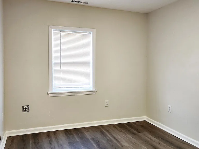 336 Hamilton Ave #B — Photo 9